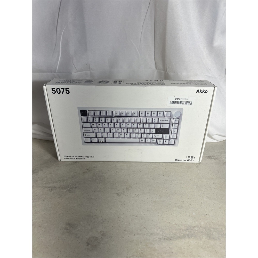 Akko 5075 V3 Black on White Gaming Keyboard